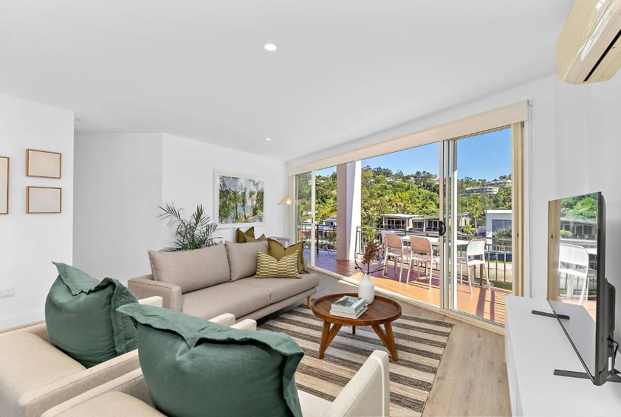 Apartment Riverfront 2 Bedroom Penthouse, Steps From Hastings Street - By Stay Noosa